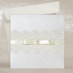 білі весільні запрошення