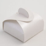 бонбоньєрка з перламутрового паперу