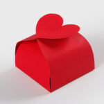 Червоні бонбон'єрки