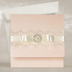 рожеві запрошення на весілля