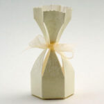 Бонбоньєрка-трюфельниця.